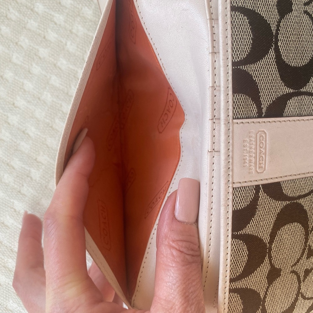Coach Monogram wallet - Picture 5 of 10
